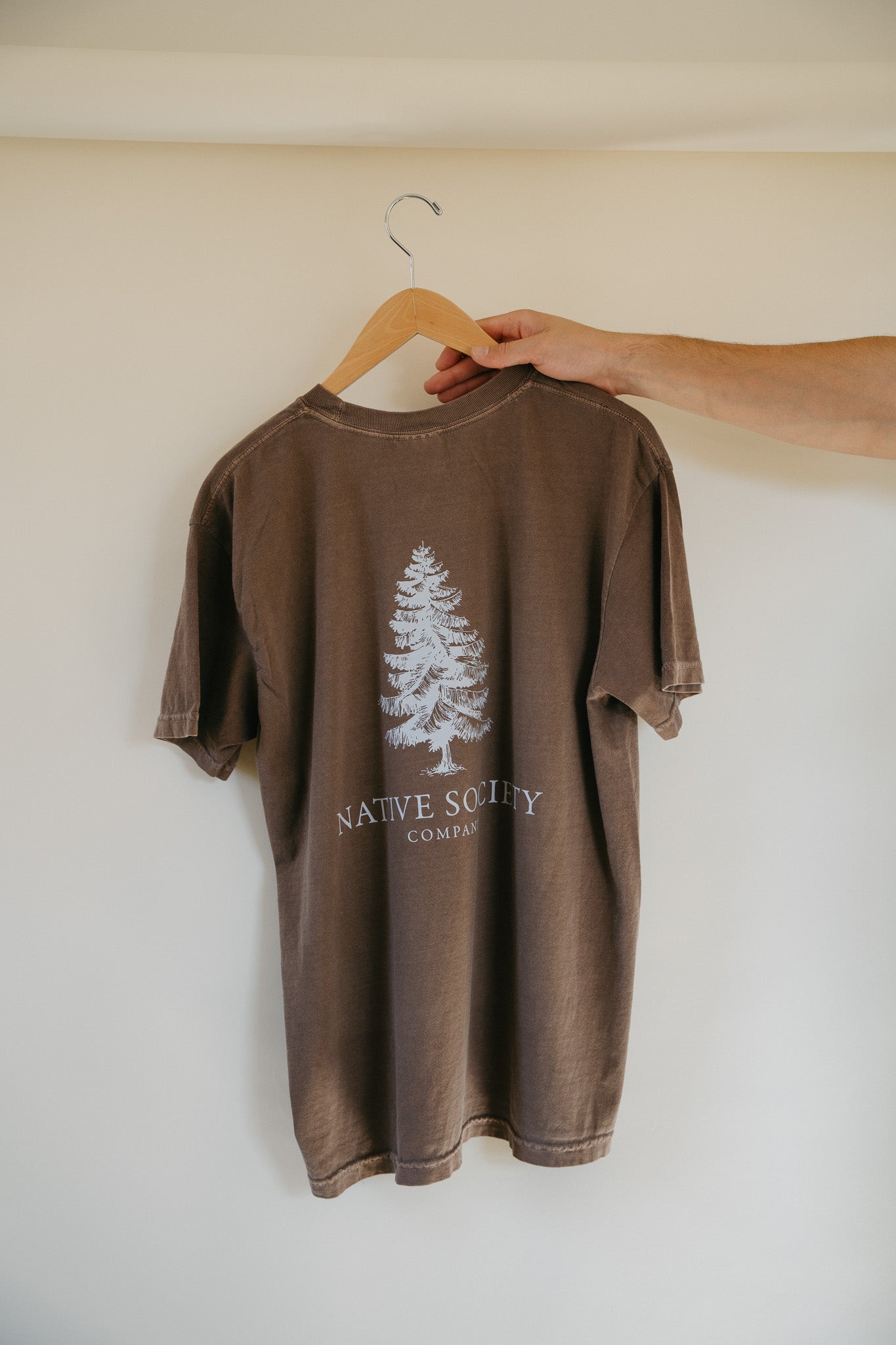 ESSENTIALS TREE TEE