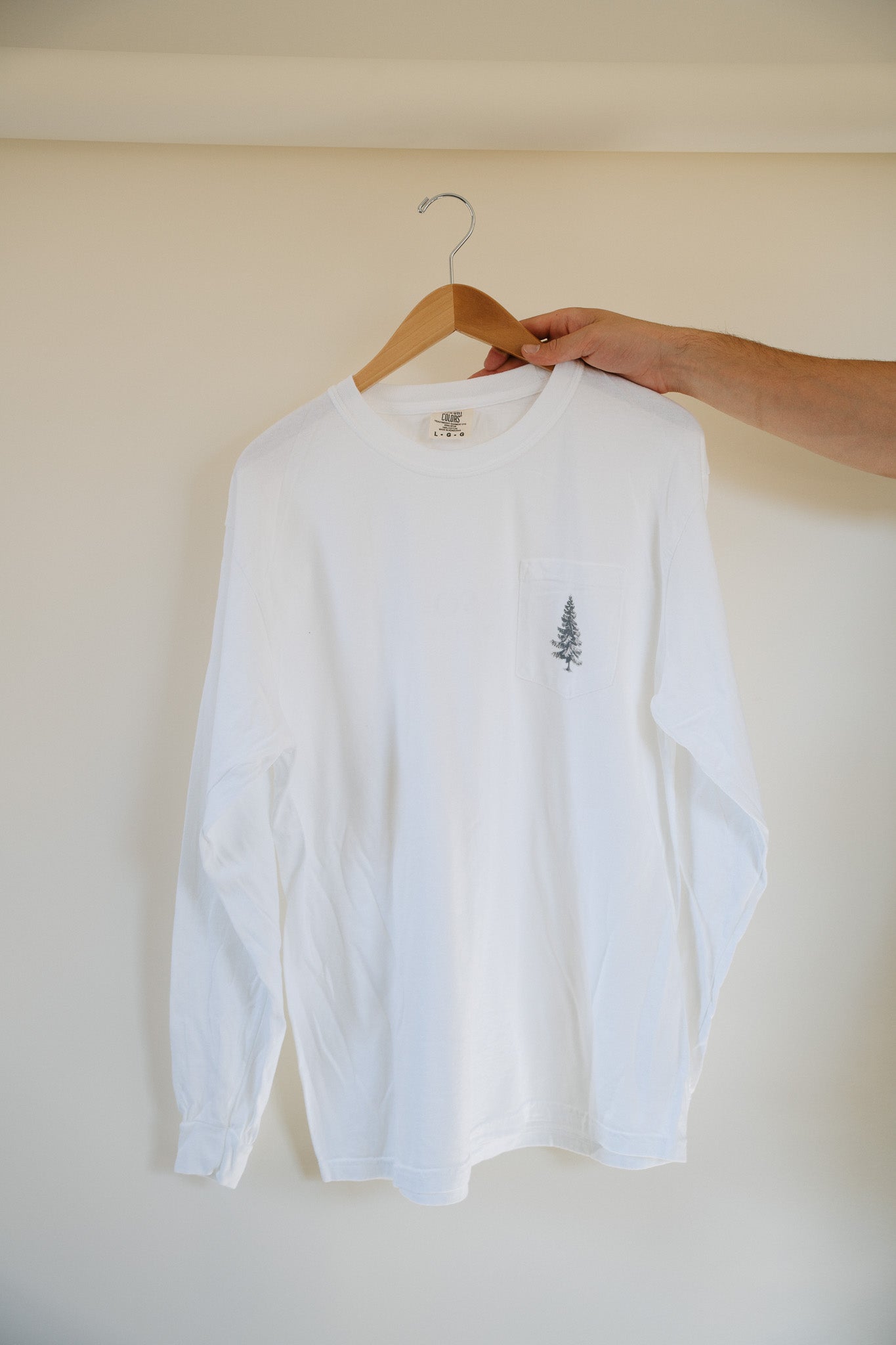 ESSENTIALS ONE LONG SLEEVE TEE