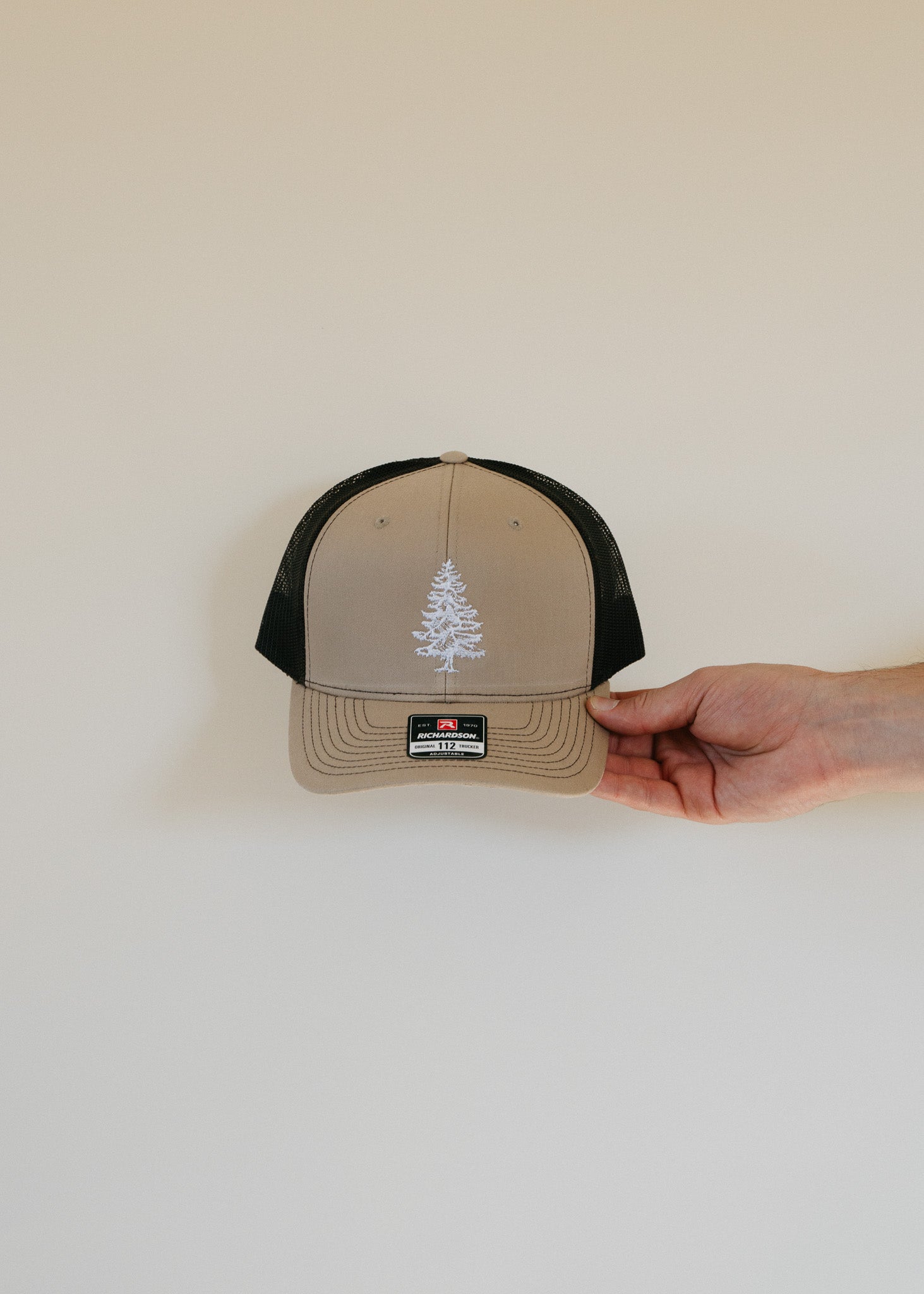 ESSENTIALS TREE RICHARDSON