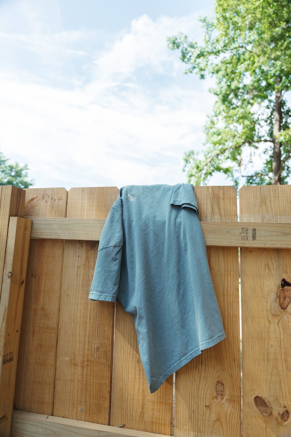 MINIMAL NS EMBROIDERED TEE