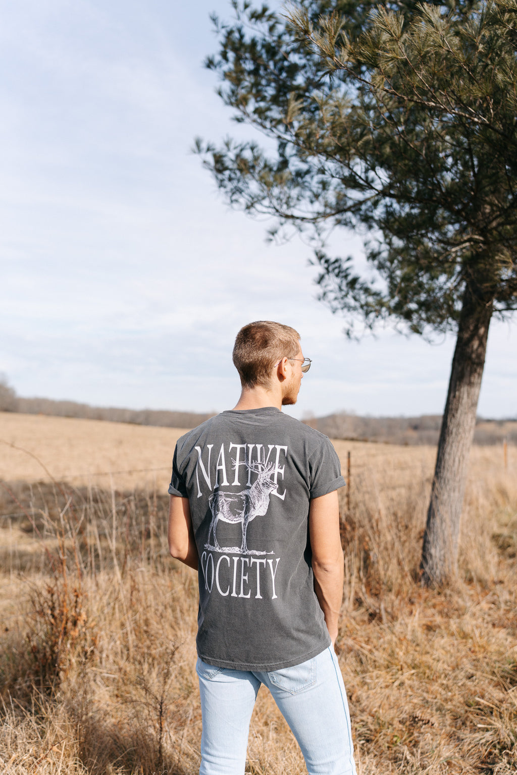 ELK GRAPHIC POCKET TEE